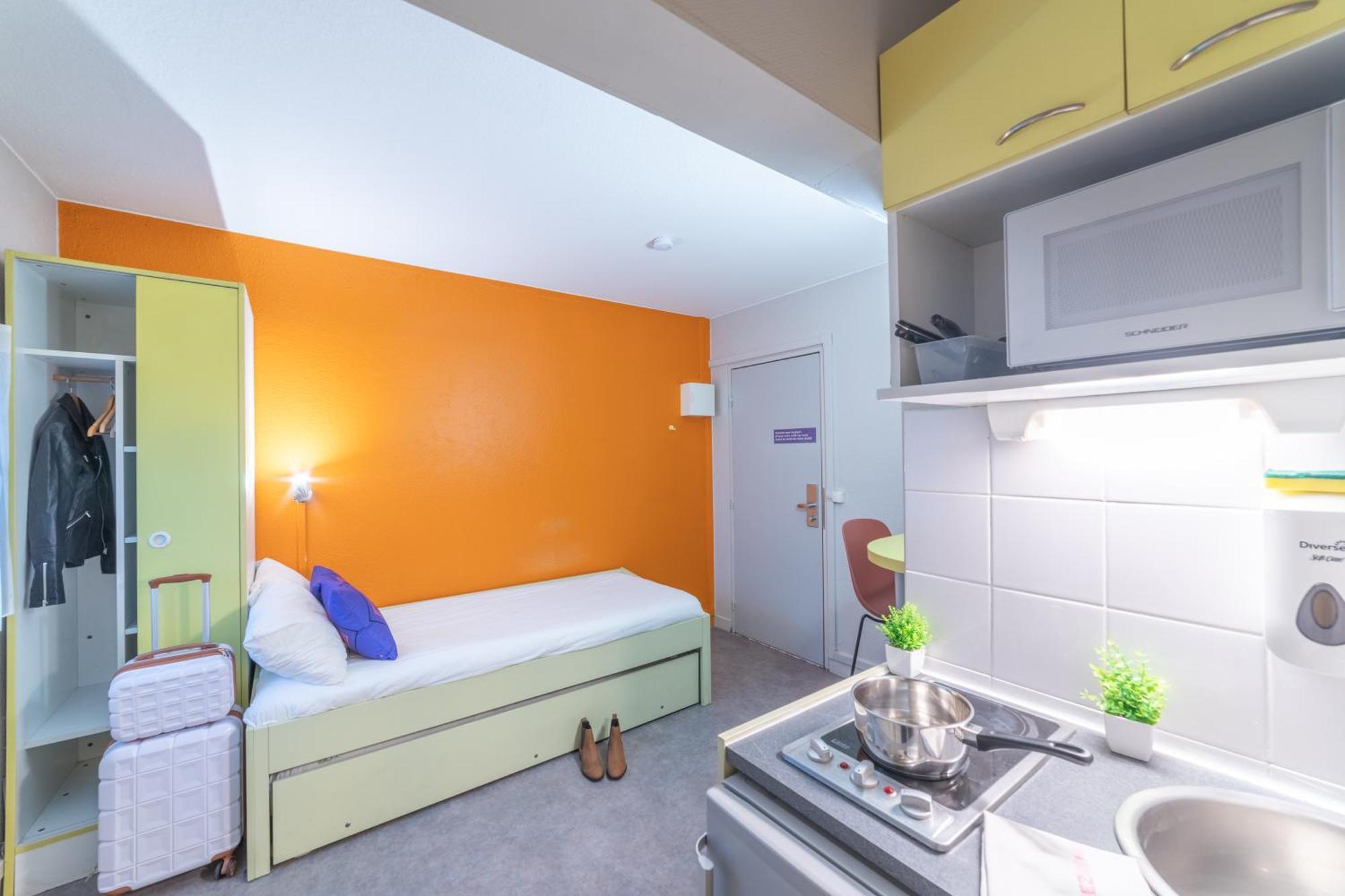 Montempo Apparthotel Cdg Goussainville Гусенвил Екстериор снимка